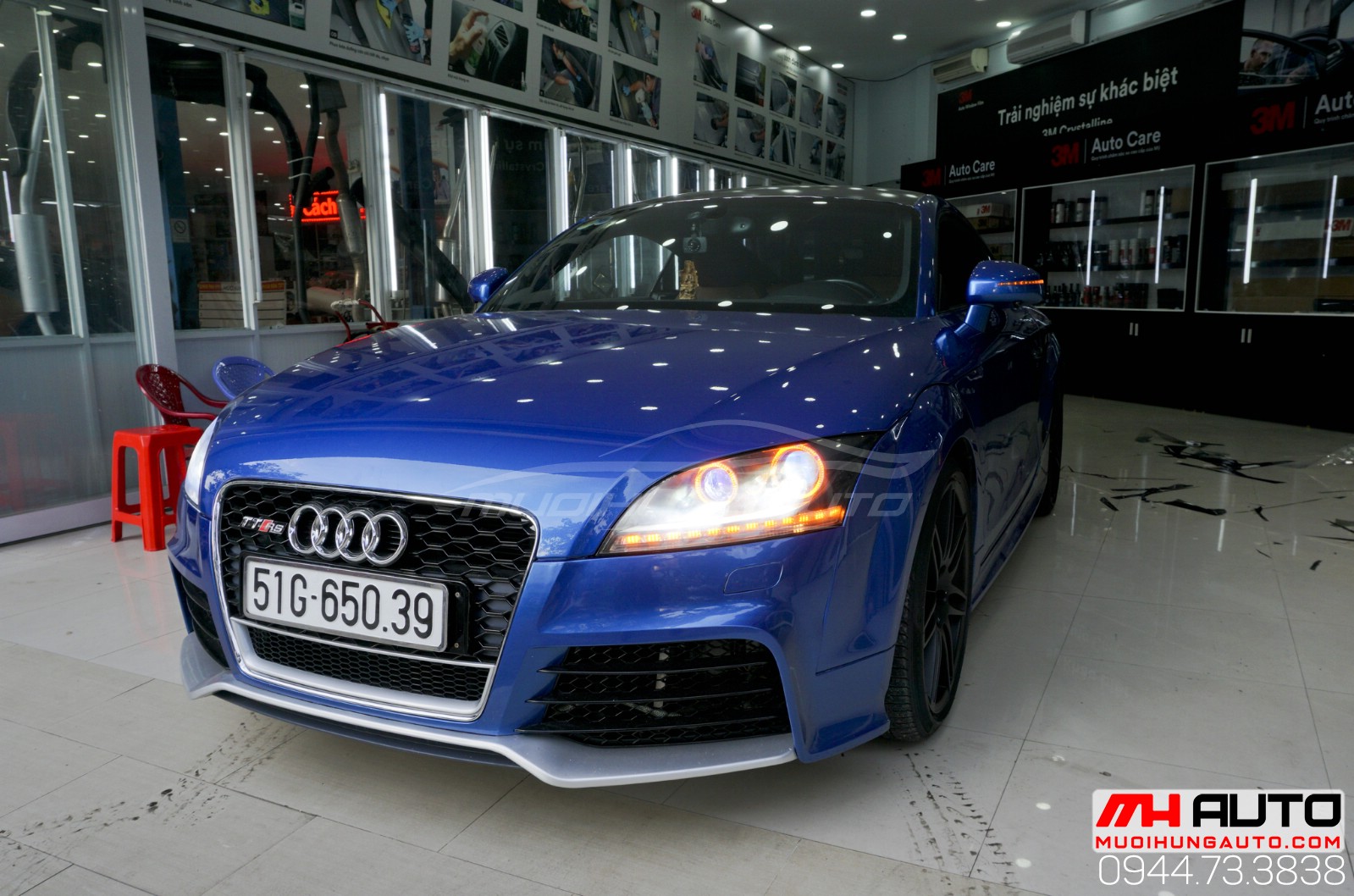 Audi TT độ đèn xenon