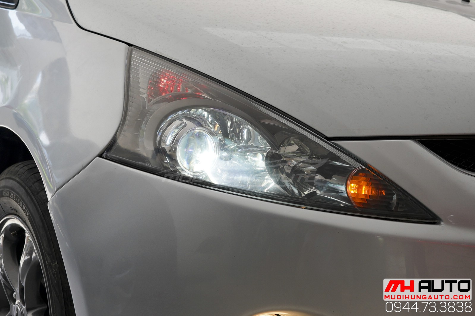 Độ đèn gầm bi Mitsubishi Grandis tại HCM